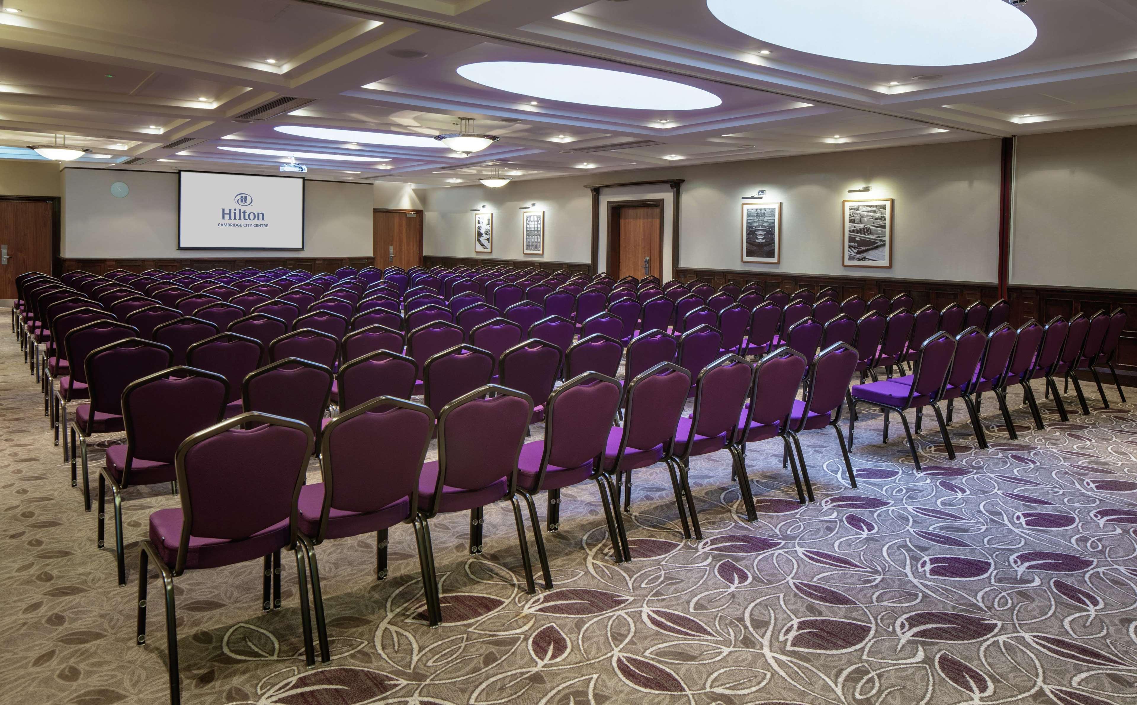 Hilton Cambridge City Centre Экстерьер фото