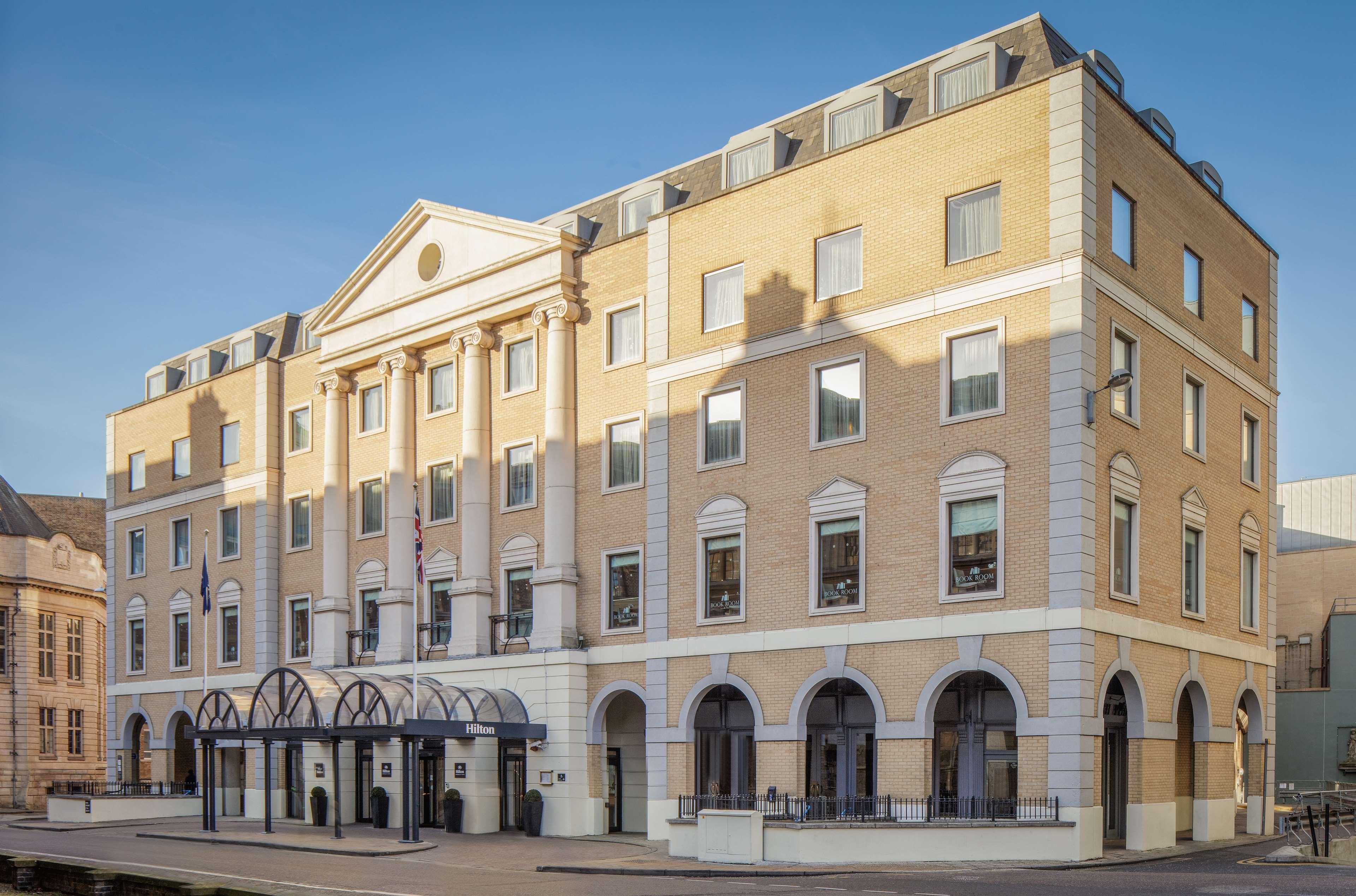Hilton Cambridge City Centre Экстерьер фото