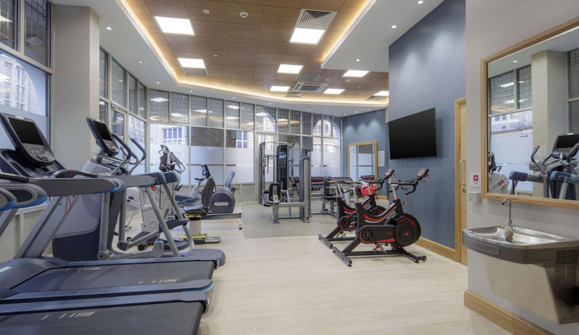 Hilton Cambridge City Centre Экстерьер фото